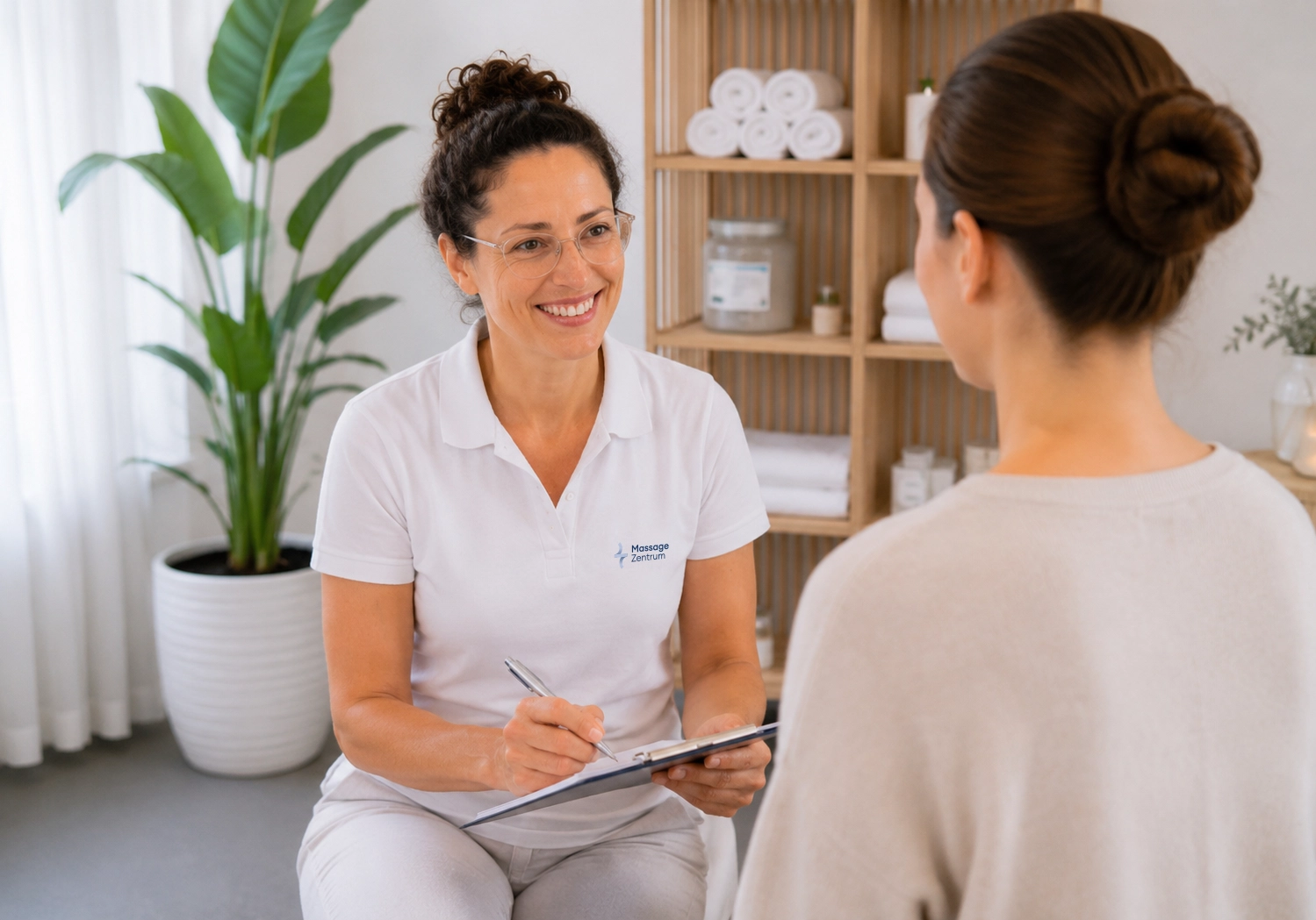 Massagebehandlung nach vorheriger Abklärung im Massage Zentrum Gebenstorf